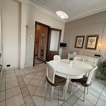 Eleganza Liberty A Due Passi Da Porta Susa E Metro * Turin